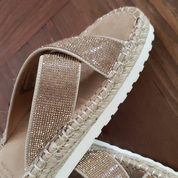 White Mountain Sandles - Picture 3 of 4